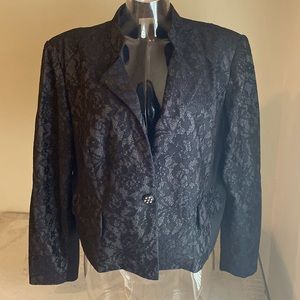 Chicos EUC black Blazer with lace and knit detail. Chicos size 3 (US 16)